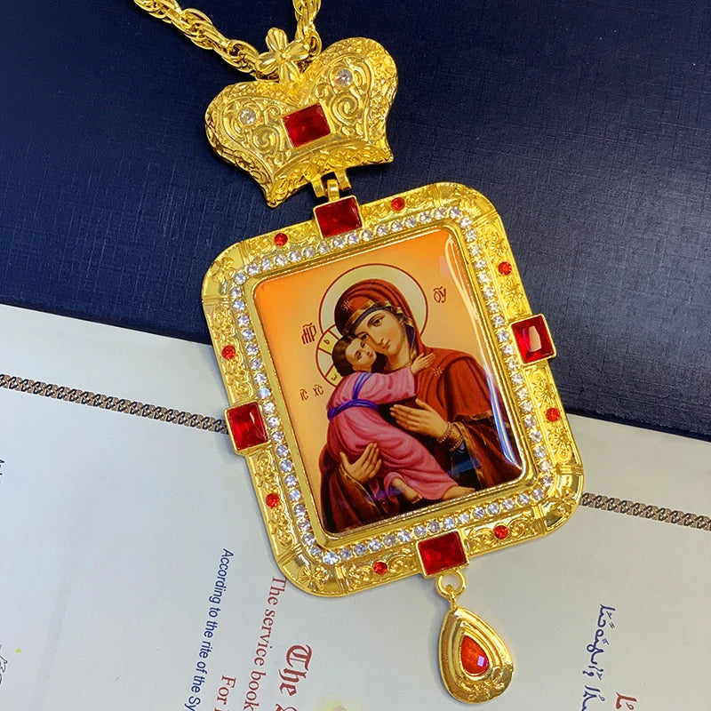 Engolpion with Red Stones