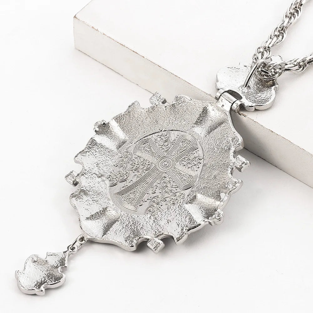 Silver and Blue Engolpion